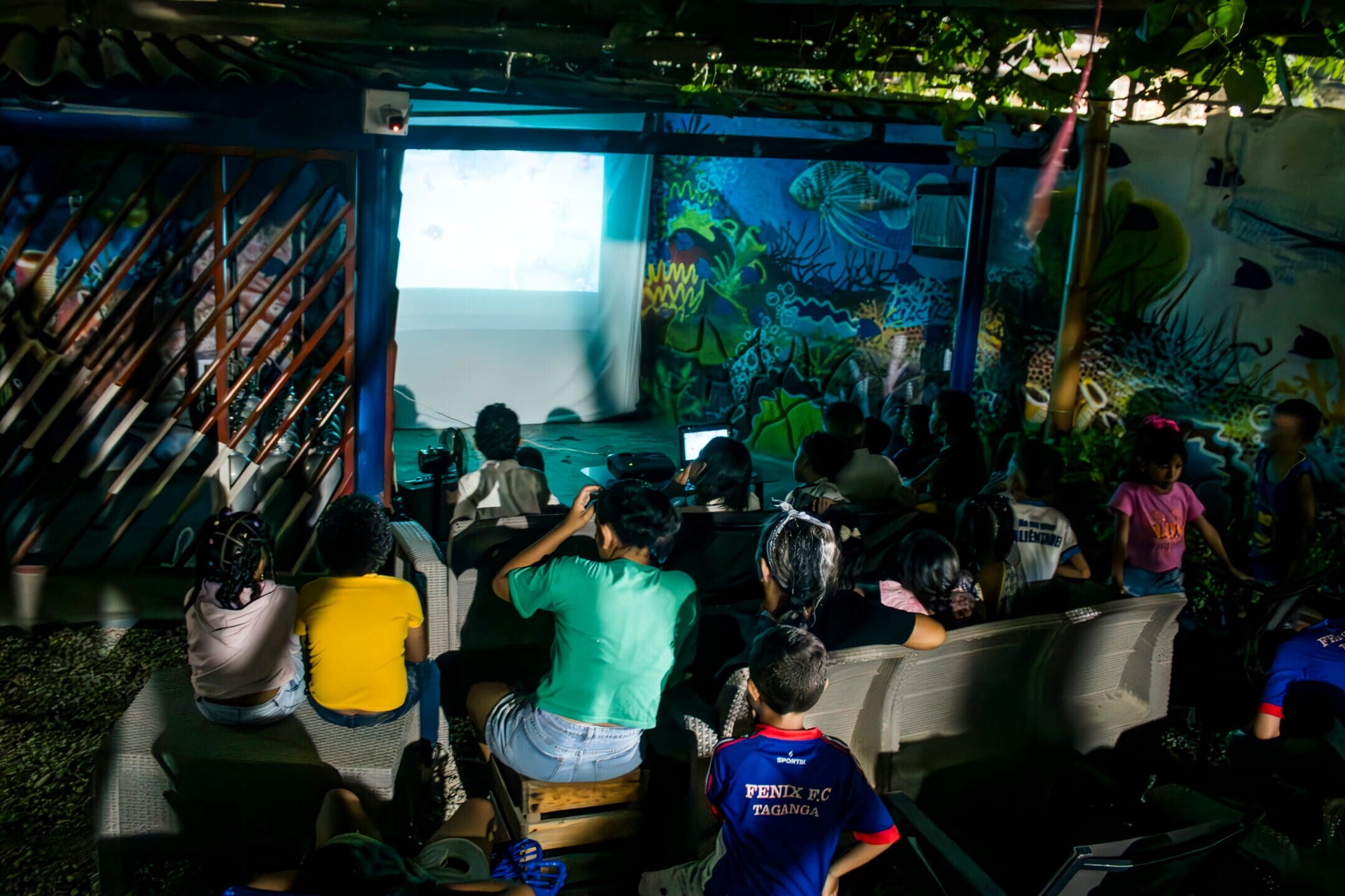 underwater cinema night uai